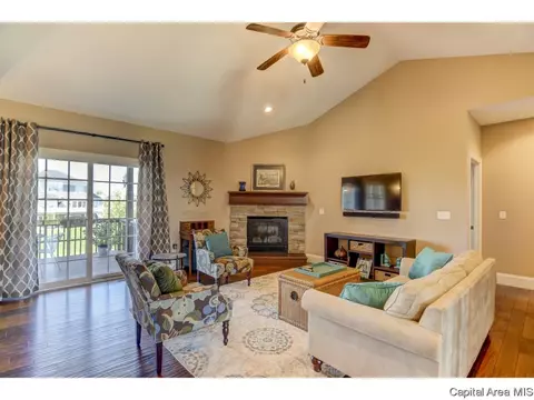 5405 Gentry Rdg, Springfield, IL 62711 photo 2