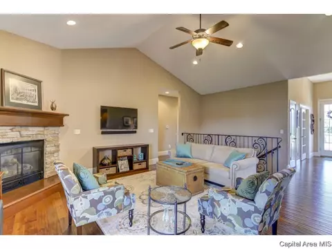 5405 Gentry Rdg, Springfield, IL 62711 photo 3