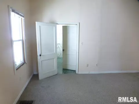 1609 E Moffat Ave, Springfield, IL 62702 photo 5