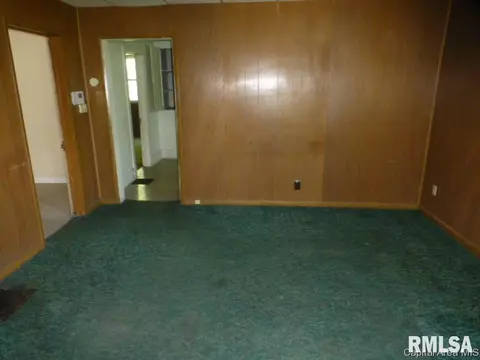 1609 E Moffat Ave, Springfield, IL 62702 photo 2