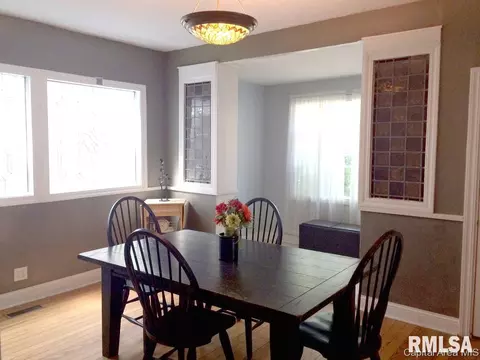 871 S Douglas, Springfield, IL 62704 photo 16