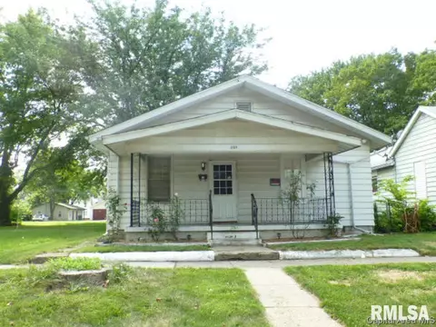 1105 S 12th St, Springfield, IL 62703 photo 1