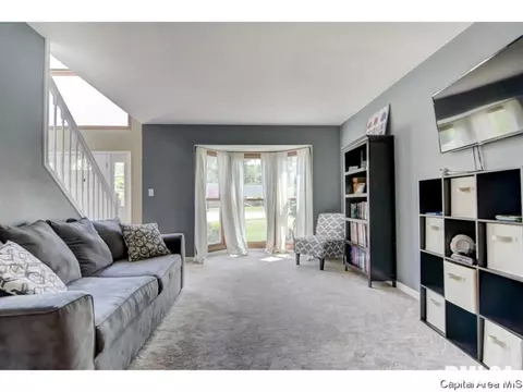 1513 James St, Springfield, IL 62703 photo 5
