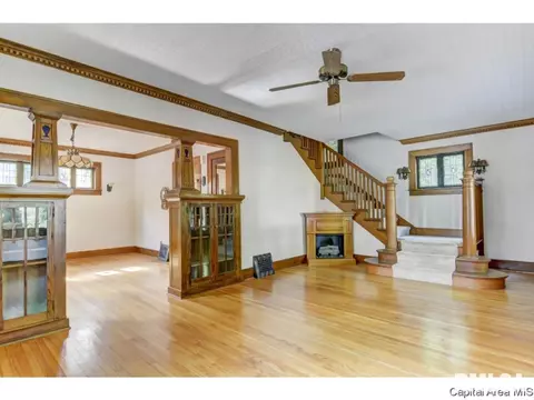 1031 S Macarthur, Springfield, IL 62704 photo 3