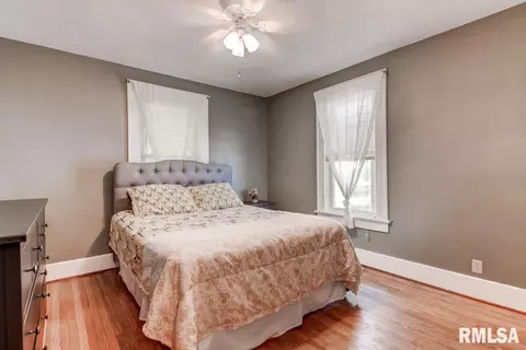 2062 S 4th St, Springfield, IL 62703 photo 17