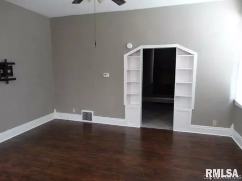 920 W Calhoun St, Springfield, IL 62702 photo 3