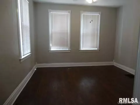 920 W Calhoun St, Springfield, IL 62702 photo 7