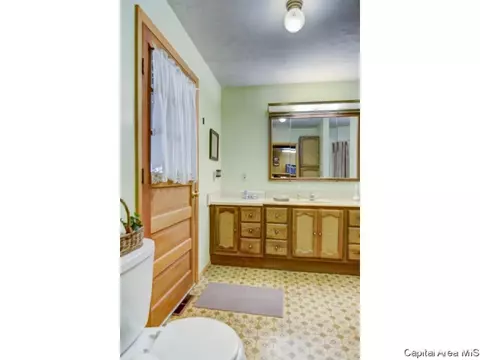 408 E Third St, Pana, IL 62557 photo 18