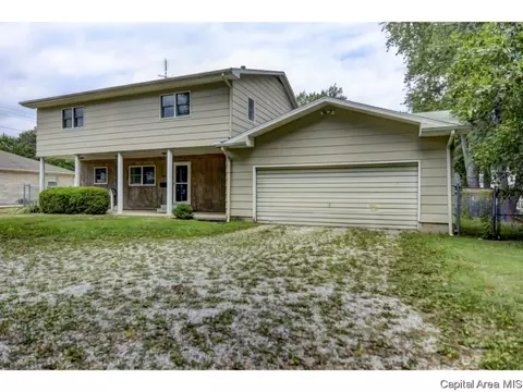 408 E Third St, Pana, IL 62557 photo 1