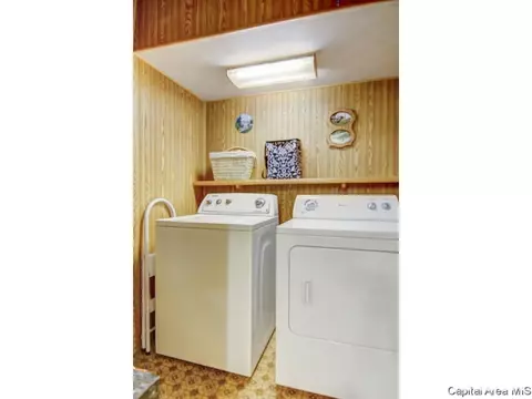 408 E Third St, Pana, IL 62557 photo 15