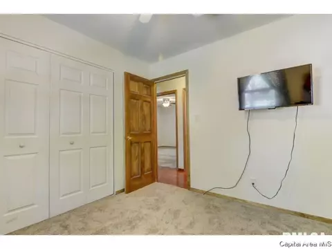 2722 E Black Ave, Springfield, IL 62702 photo 12