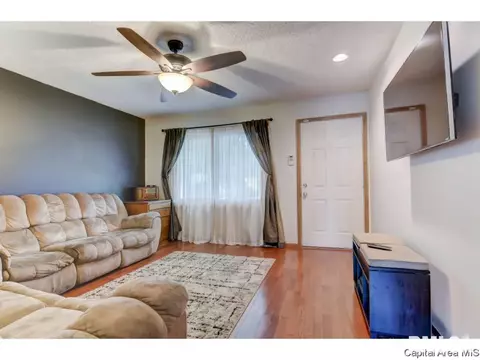 2722 E Black Ave, Springfield, IL 62702 photo 7