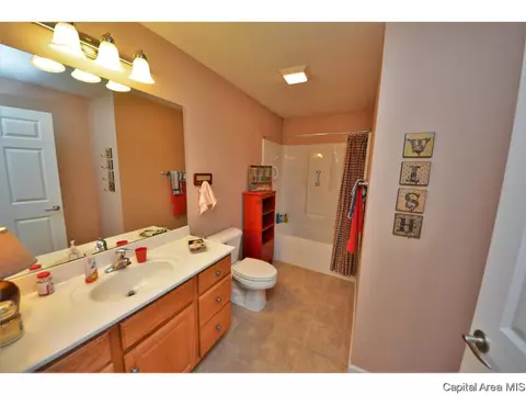3004 Red Oak Ln, Springfield, IL 62712 photo 11