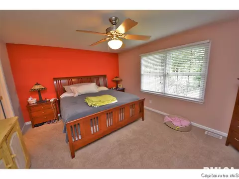 3004 Red Oak Ln, Springfield, IL 62712 photo 8
