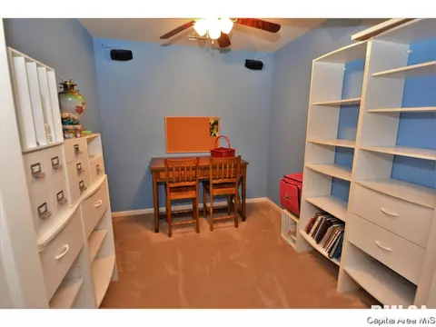3004 Red Oak Ln, Springfield, IL 62712 photo 17