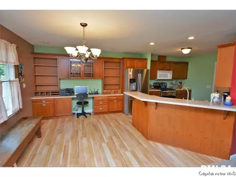 3004 Red Oak Ln, Springfield, IL 62712 photo 5