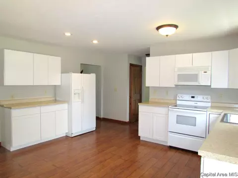 3216 Markwood, Springfield, IL 62712 photo 3