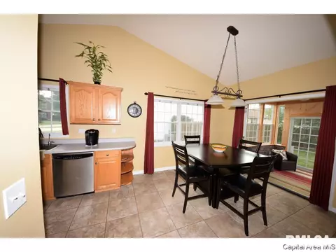 5109 Johanne Ct, Springfield, IL 62711 photo 3