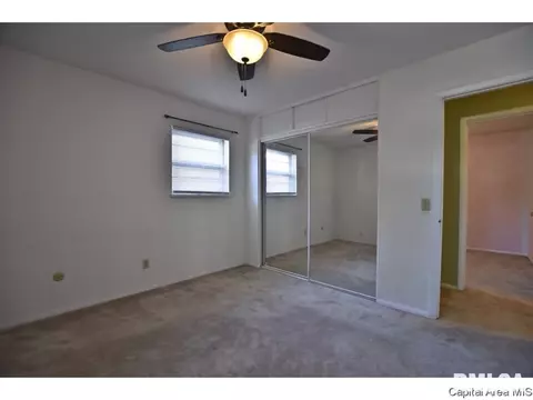 208 Stutely Ln, Springfield, IL 62704 photo 19