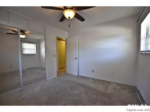 208 Stutely Ln, Springfield, IL 62704 photo 22