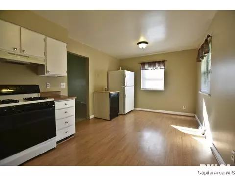 208 Stutely Ln, Springfield, IL 62704 photo 11