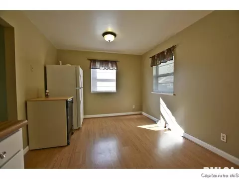 208 Stutely Ln, Springfield, IL 62704 photo 10