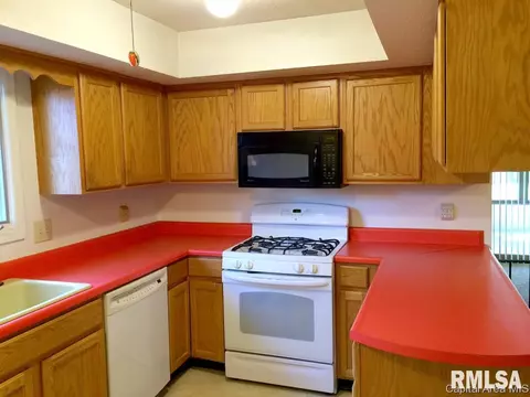 2612 Lemont Dr, Springfield, IL 62704 photo 11