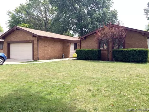 2612 Lemont Dr, Springfield, IL 62704 photo 1