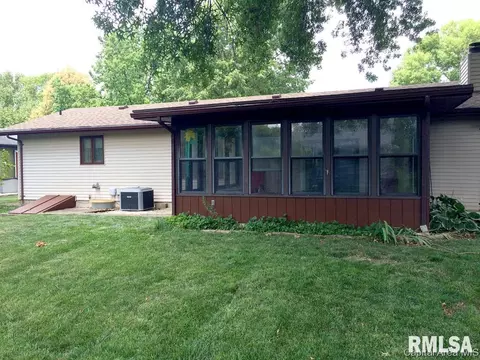 2612 Lemont Dr, Springfield, IL 62704 photo 3