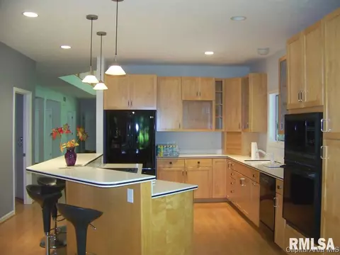 416 N Koke Mill Rd, Springfield, IL 62711 photo 9