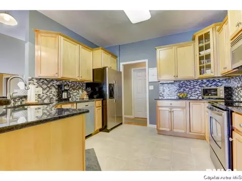 2909 Ladera Dr, Springfield, IL 62711 photo 8