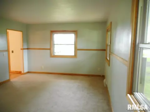 101 Brookview Ct, Abingdon, IL 61410 photo 5