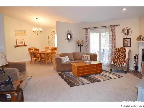 41 Royal Rd, Springfield, IL 62702 photo 4