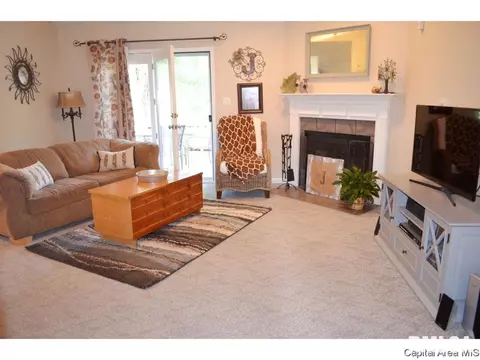 41 Royal Rd, Springfield, IL 62702 photo 2