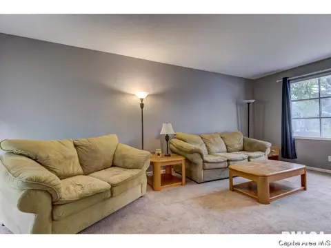 6 Royal Rd, Springfield, IL 62702 photo 7