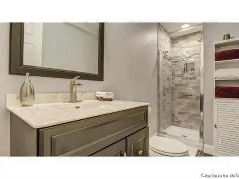 2521 Streamwood, Springfield, IL 62711 photo 23