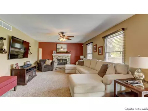 2521 Streamwood, Springfield, IL 62711 photo 3