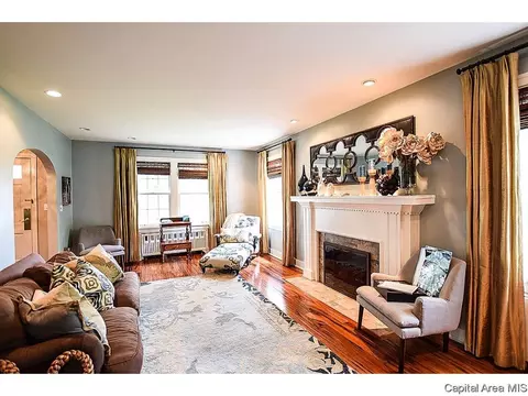 2051 Bates Ave, Springfield, IL 62704 photo 5