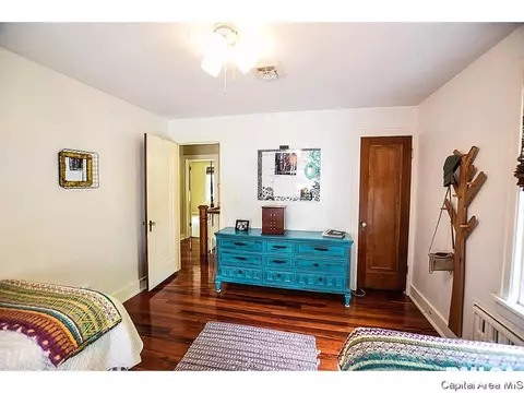 2051 Bates Ave, Springfield, IL 62704 photo 17