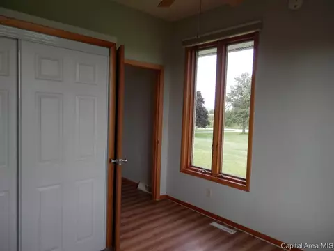 2436 Knox Rd 600e, Oneida, IL 61467 photo 24