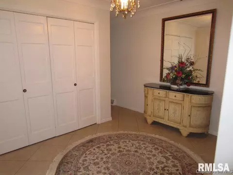 2207 Greenbriar Rd, Springfield, IL 62704 photo 6