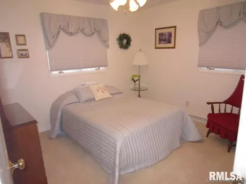 2207 Greenbriar Rd, Springfield, IL 62704 photo 15