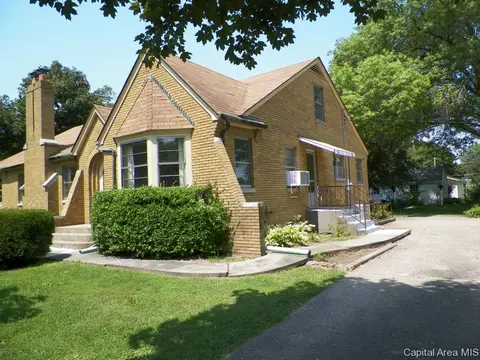 201 E D St, Alpha, IL 61413 photo 3