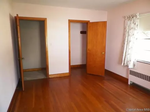 201 E D St, Alpha, IL 61413 photo 22
