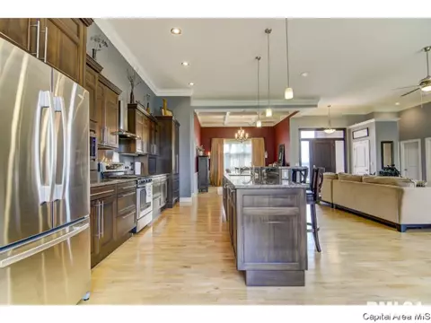 4908 Eden Ct, Springfield, IL 62711 photo 7