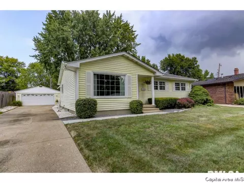 2221 Keokuk Dr, Springfield, IL 62702 photo 2
