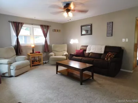 3613 Stanton, Springfield, IL 62703 photo 4
