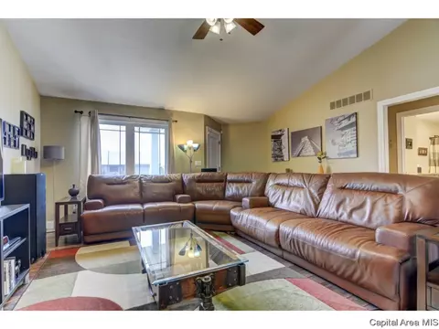 2900 Cronin Dr, Springfield, IL 62711 photo 9