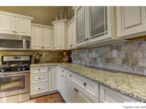 2900 Cronin Dr, Springfield, IL 62711 photo 14