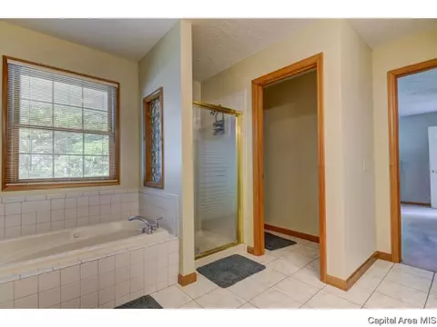 6001 Thresher Dr, Springfield, IL 62712 photo 19
